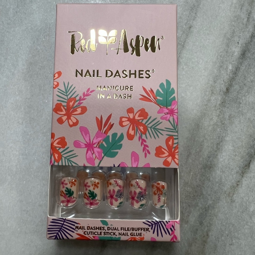 NEW Red Aspen Short Press On Nail Dashes Eva’s Tropical Stay Flowers Hawaiian
